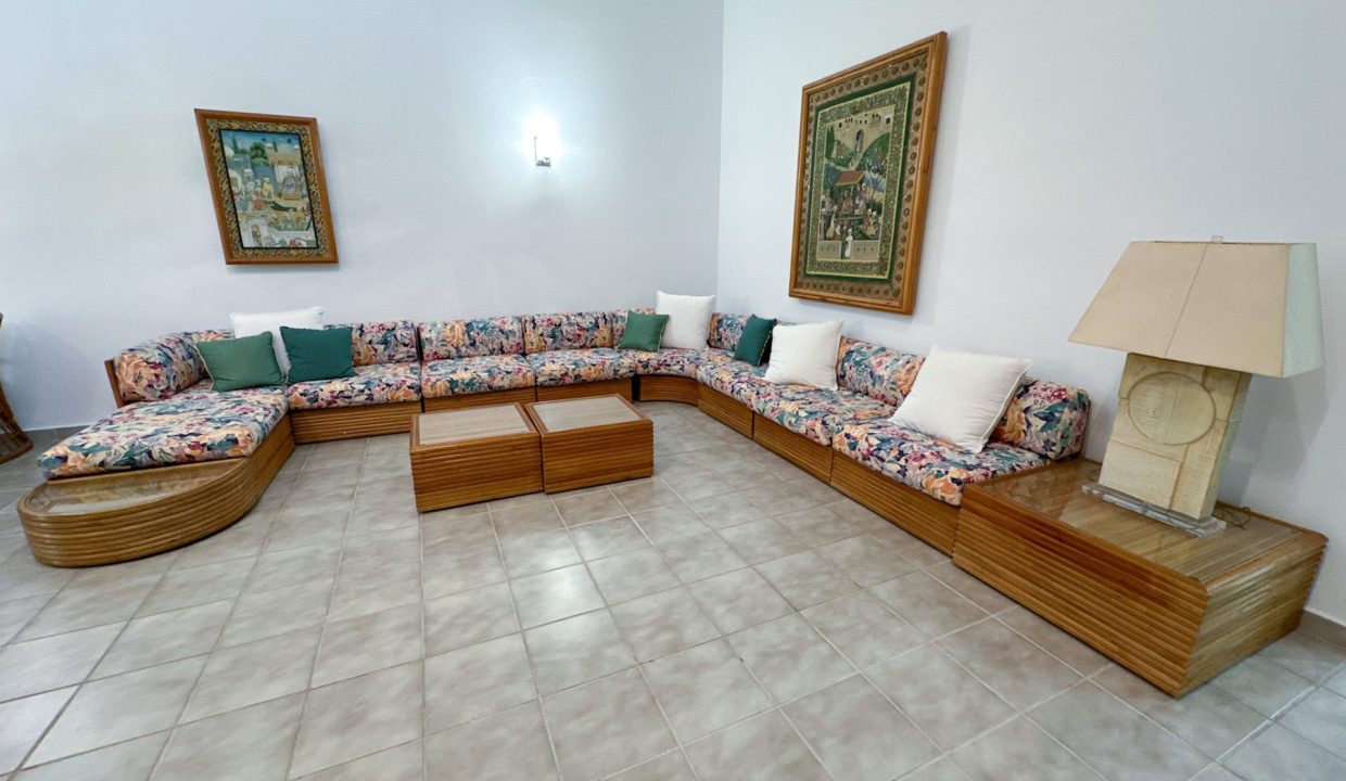 fairlakes-village-3