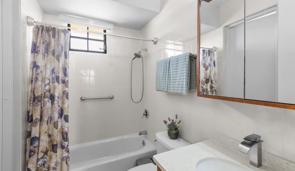 crescent-beach-203-10