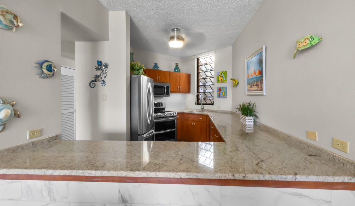 crescent-beach-203-16